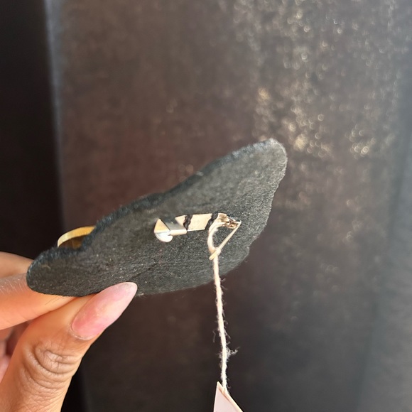 Crest Patch - Picture 5 of 5